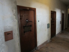10 camp prison doors